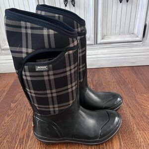 Bogs Black and Brown Checkered Rain Boots